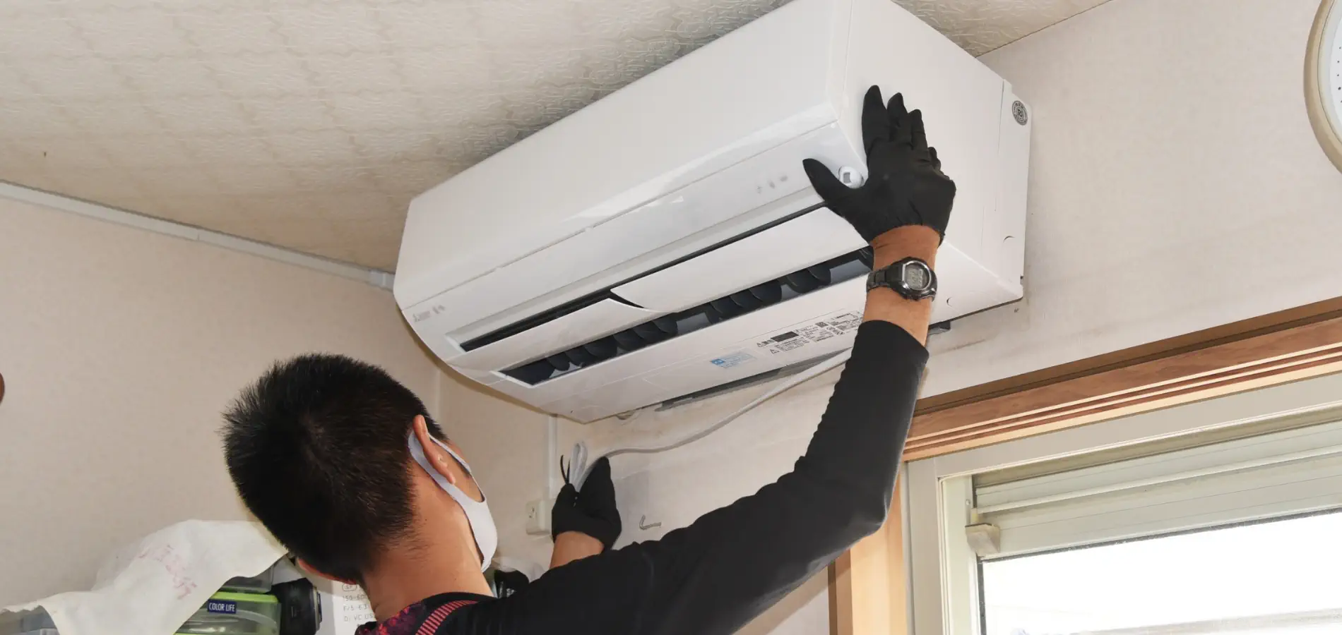 Професионален монтаж на сплит система в апартамент