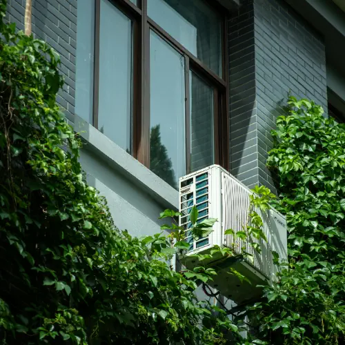 монтаж на външно тяло на климатик Варна